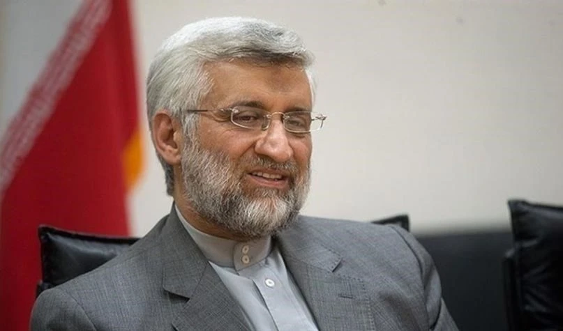 Saeed Jalili has officially announced his withdrawal in favor of Raisi. Saeed Jalili has officially announced his withdrawal in favor of Raisi.
