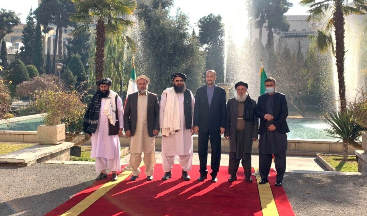 Taliban delegation in Tehran meeting Iran's foreign minister on January 9, 2022 (Social Media)