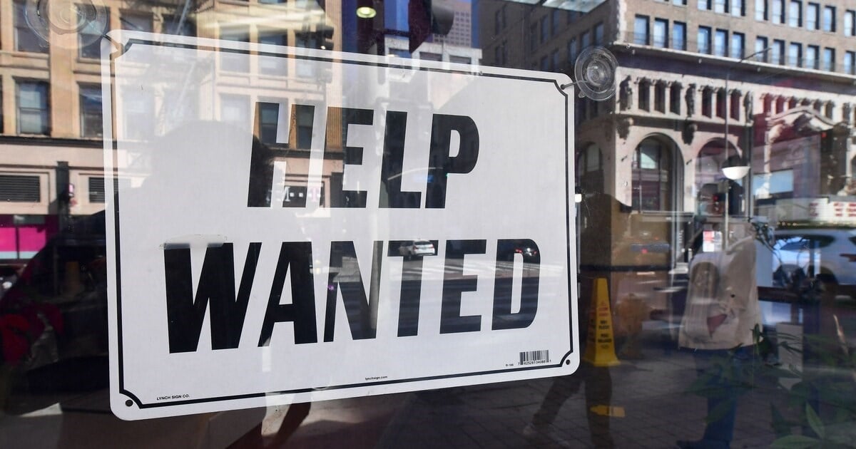 US: Unemployment Benefits Applications Generally Indicate Layoffs | Al ...