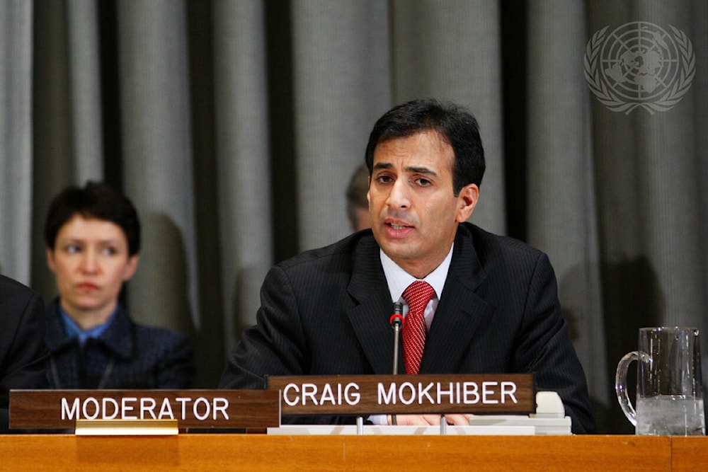 Craig Mokhiber, Deputy Director of the New York Office of the Office of the High Commissioner for Human Rights, addresses a panel discussion focusing on race, poverty and power, organized by his Office, October 12, 2009 (UN)