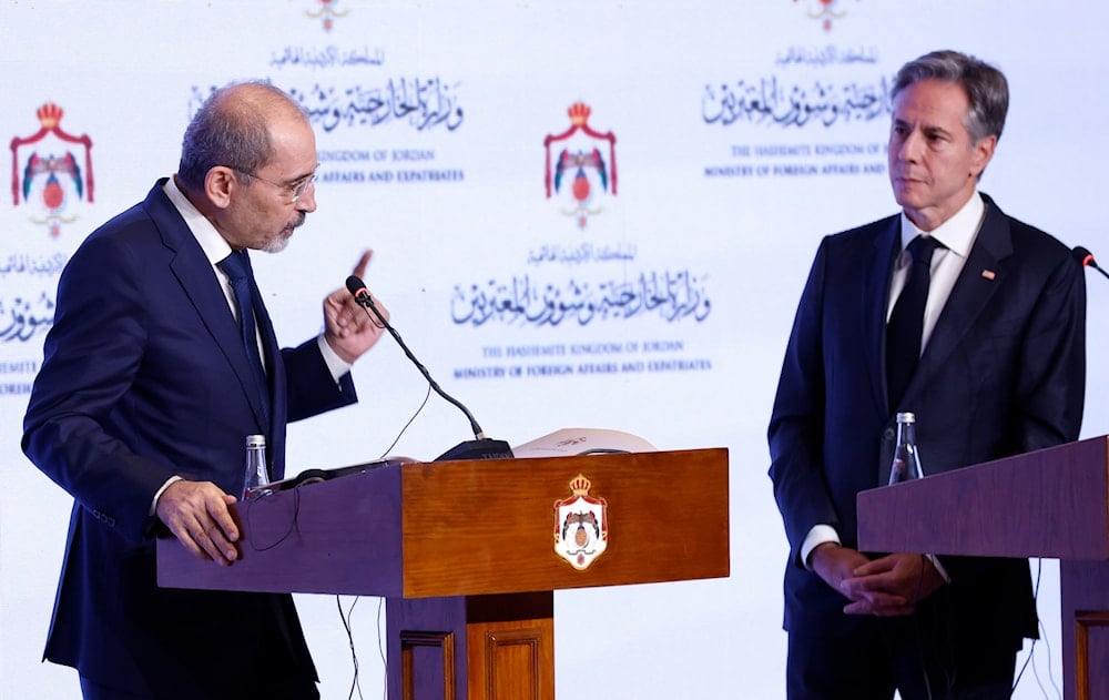 U.S. Secretary of State Antony Blinken, right, and Jordanian Deputy Prime Minister and Foreign Minister Ayman Safadi attend a press conference in Amman, Jordan, Saturday, Nov. 4, 2023. (AP)