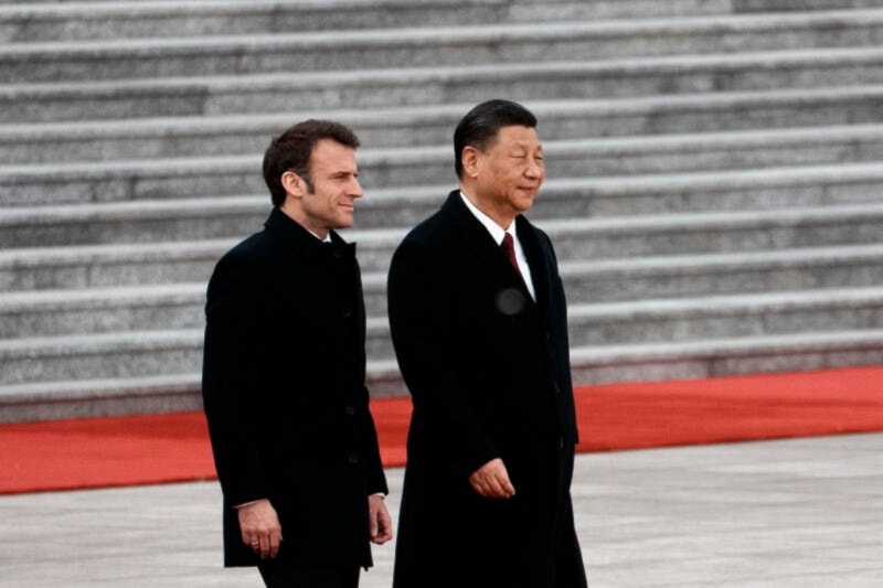 Xi, Macron say two-state principle only solution