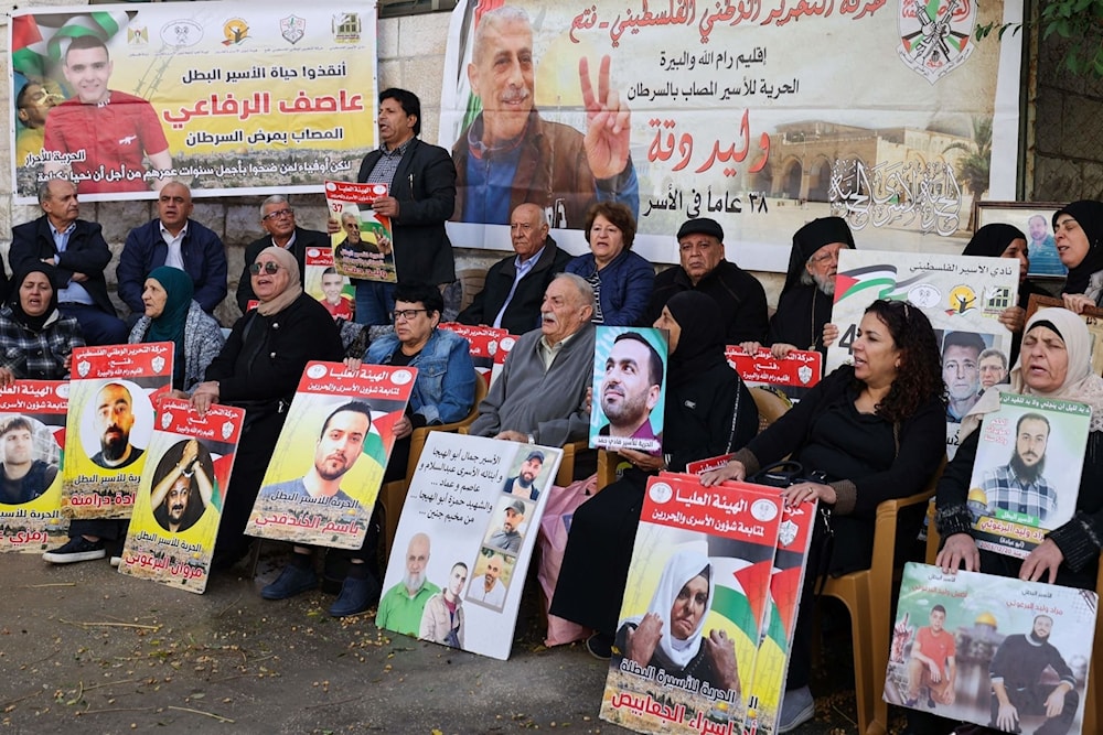 Hamas agrees to a 4-day truce and a partial prisoners exchange deal with