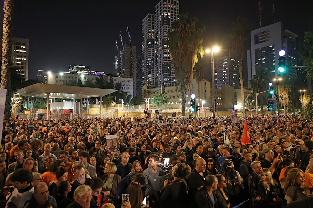 Netanyahu protests