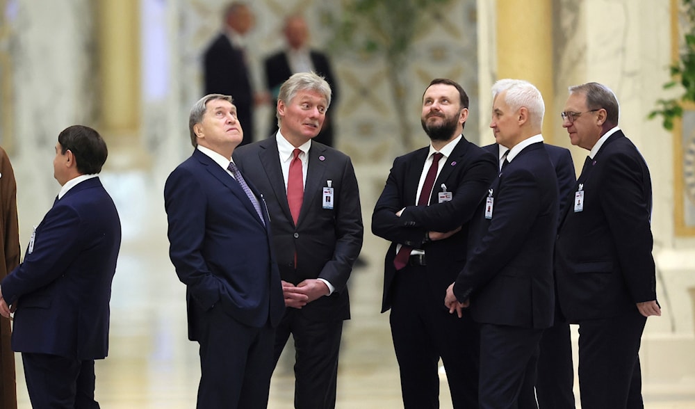 Members of Russian delegationattend an official welcome ceremony prior to their talks at Qasr Al Watan, Abu Dhabi, United Arab Emirates on Dec. 6, 2023. (AP)