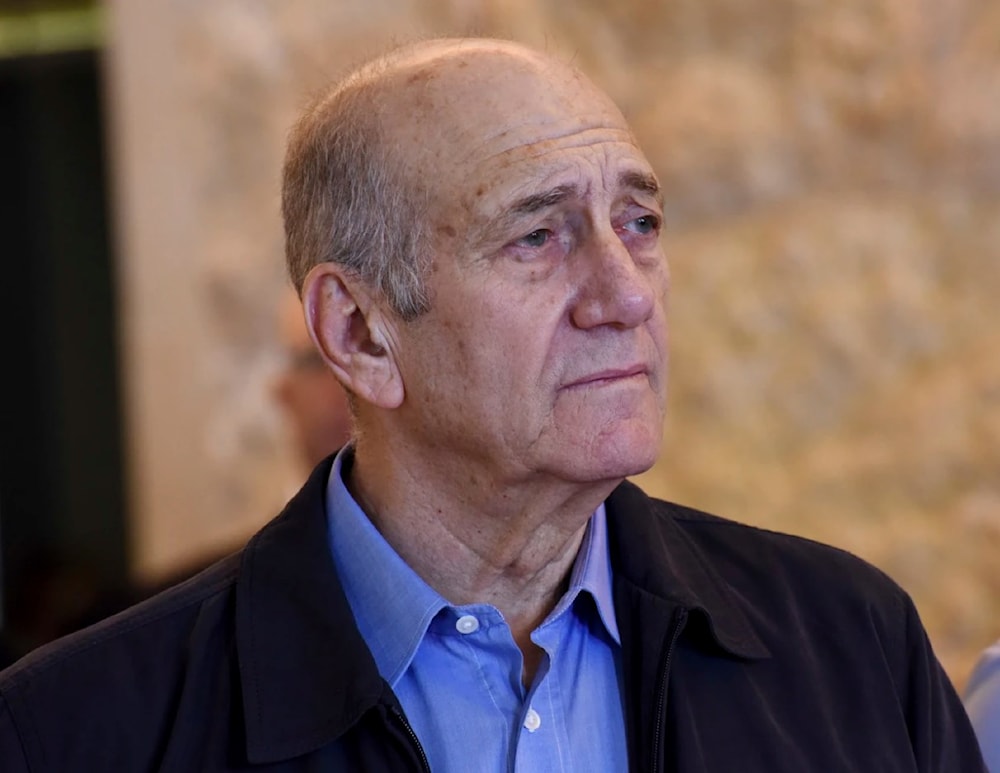In this Dec. 29, 2015 file photo, former Israeli Prime Minister Ehud Olmert leaves the courtroom of the Supreme Court after the court ruled on his appeal in the Holyland corruption case in Occupied Al-Quds. (AP_