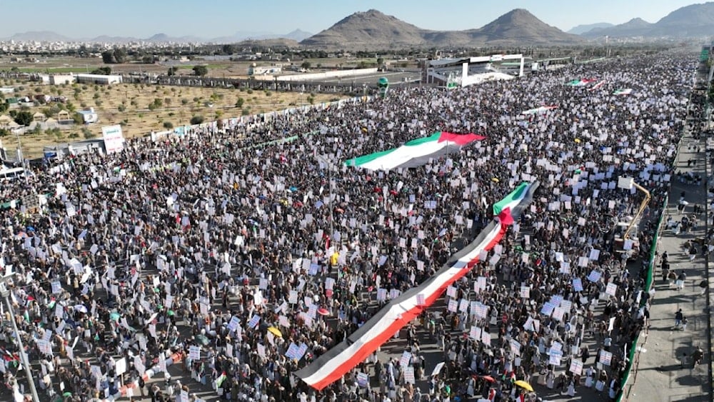 Massive demonstrations in Yemen in support of Palestine and Resistance