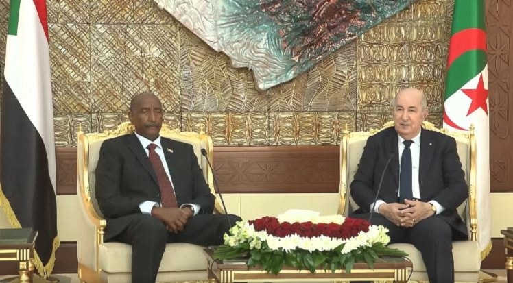 Algerian President Abdel-Majid Tebboune meets with Sudan's de facto leader Al Burhan. Press office of the Algerian Presidency