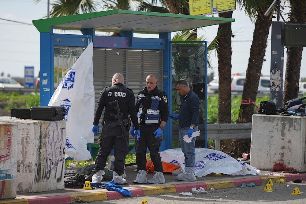 Israeli bus stop shooting operation: 2 killed, 4 injured