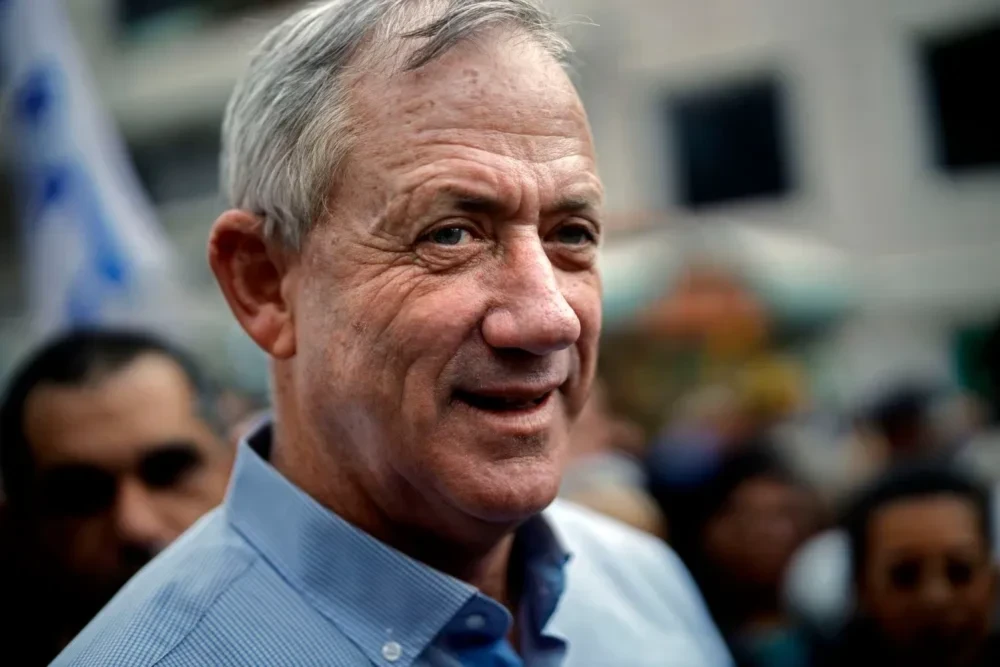 Gantz threatens Rafah invasion by Ramadan