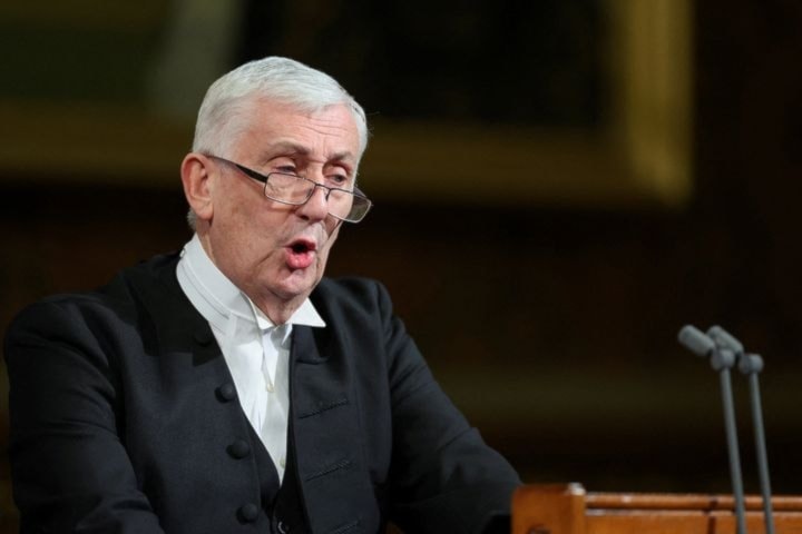 Lindsay Hoyle addresses MPs in the Royal Gallery in the Palace of Westminster in central London on November 21, 2023 (AFP)