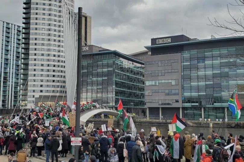 Huge crowds outside BBC at Media City to protest war in Gaza on Feburay 25, 2024. (@GMF_Palestine)