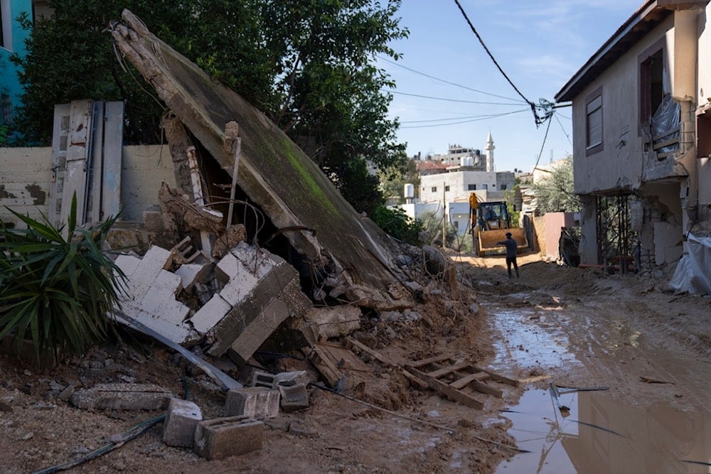 Israelis murders teen in Nablus, continues aggression in West Bank