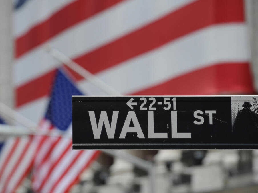 Wall St. ends red for second week as stocks embrace Fed rate decision