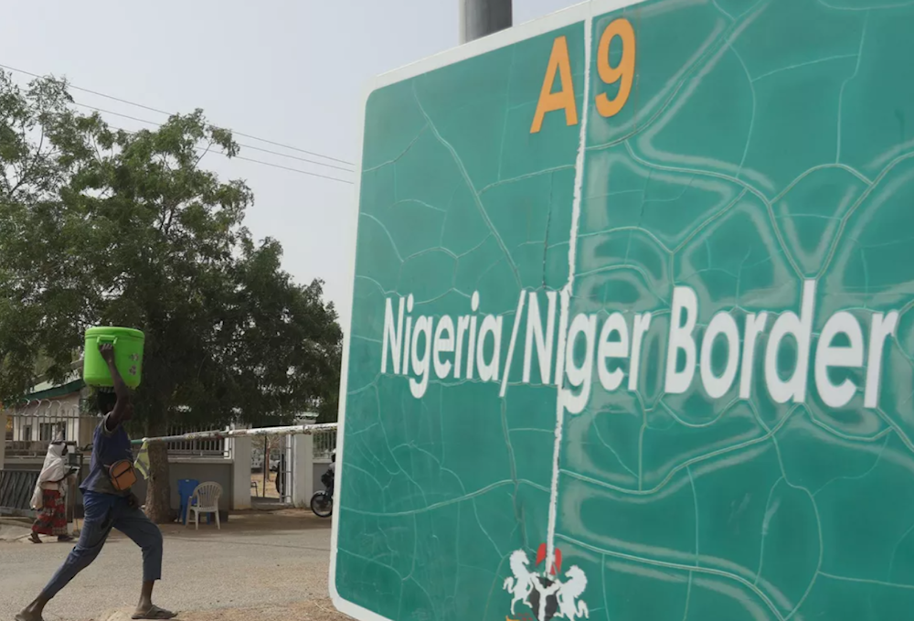 Niger opens border with Nigeria after ECOWAS lifts sanctions