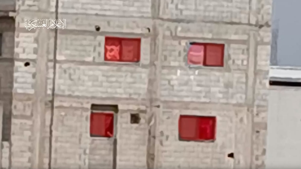 Scenes from al-Qassam's targeting of Israeli soldiers in a building in Khan Younis (Military Media)