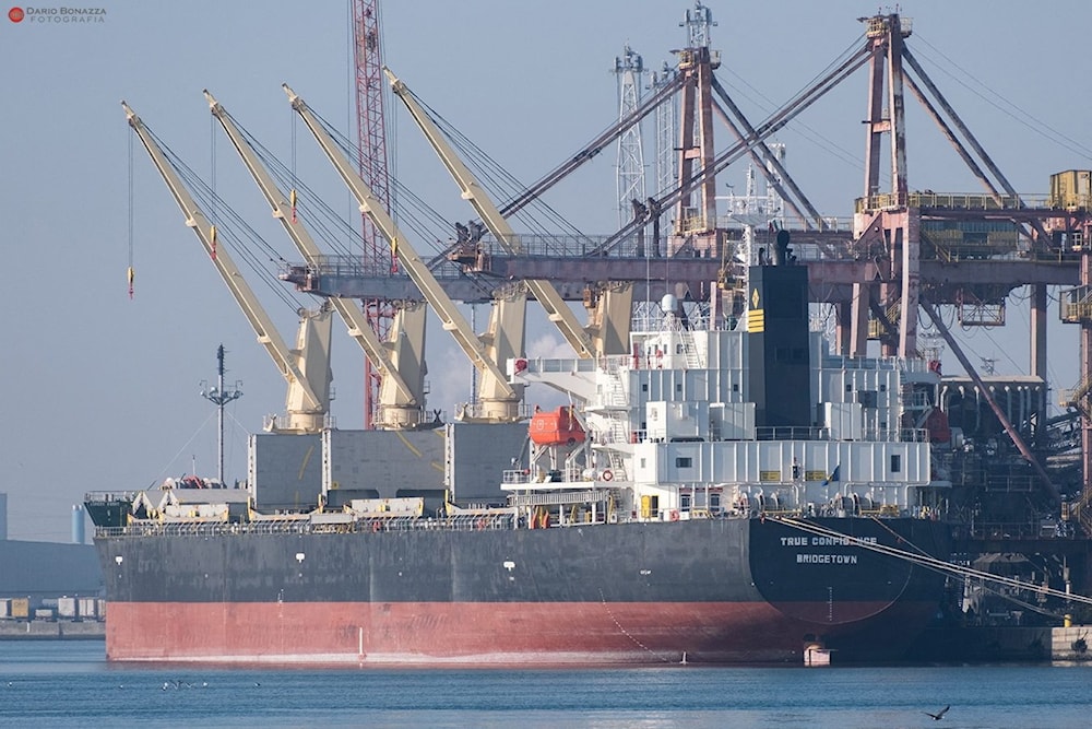Bulk carrier True Confidence hit in Red Sea, 3 crew members missing