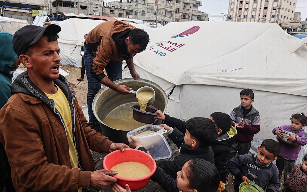 Only 392 food trucks entered Gaza in 20 days: Media Office