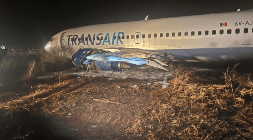 Boeing plane leaves runway in Senegal injuring 11