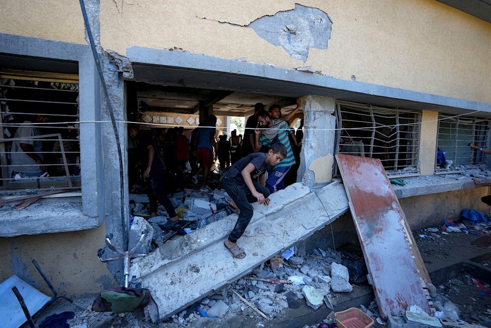 Israeli forces massacre children in Gaza, besiege hospitals