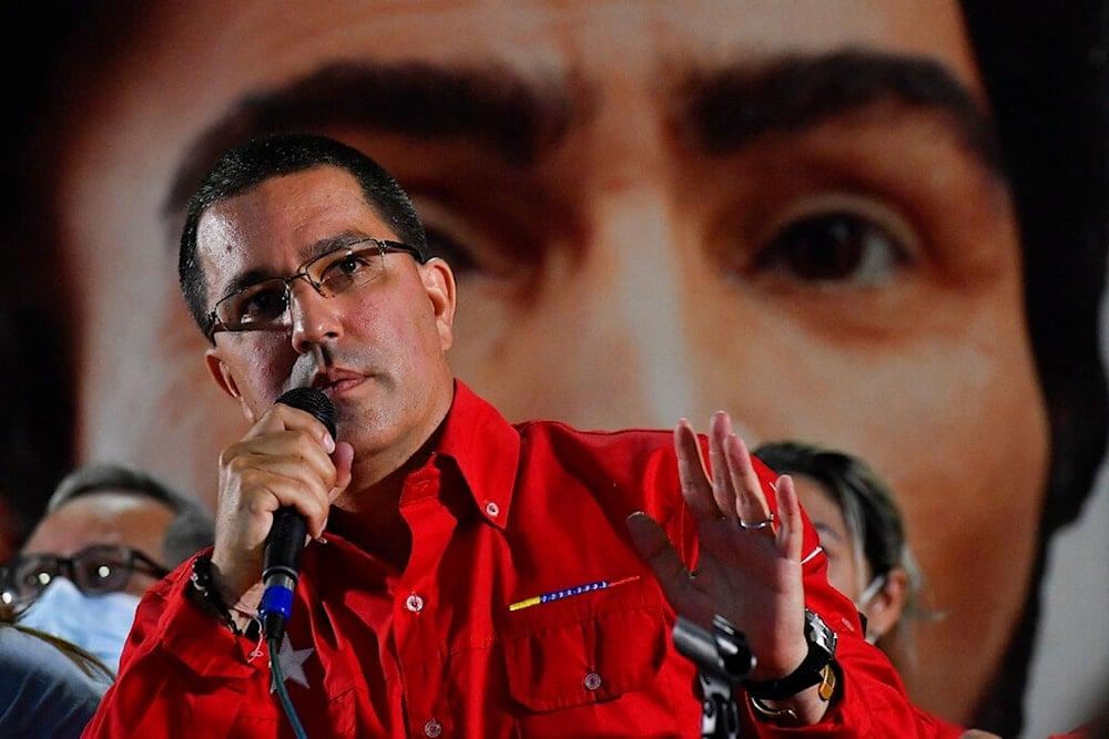 Former Foreign Minister Jorge Arreaza concedes the gubernatorial re-run election to opposition candidate Sergio Garrido in Barinas, Venezuela, Monday, January 10, 2022 (AP)