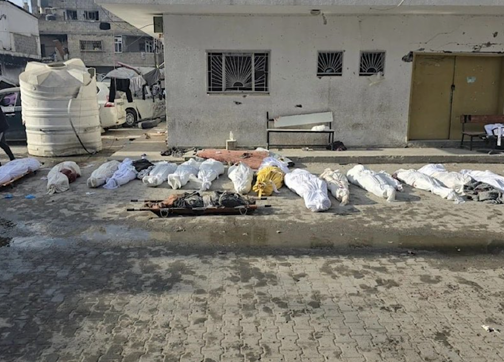 Martyrs in IOF aggression against aid personnel in southern Gaza