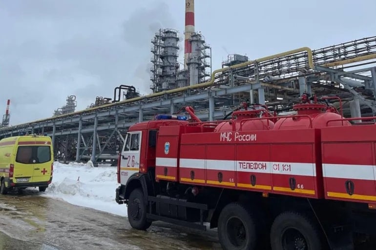 Emergency vehicles respond to a fire on the grounds of a fuel and energy complex in the town of Kstovo, about 450km (280 miles) east of Moscow, following a drone attack [Handout/Gleb Nikitin's official Telegram account via AFP]