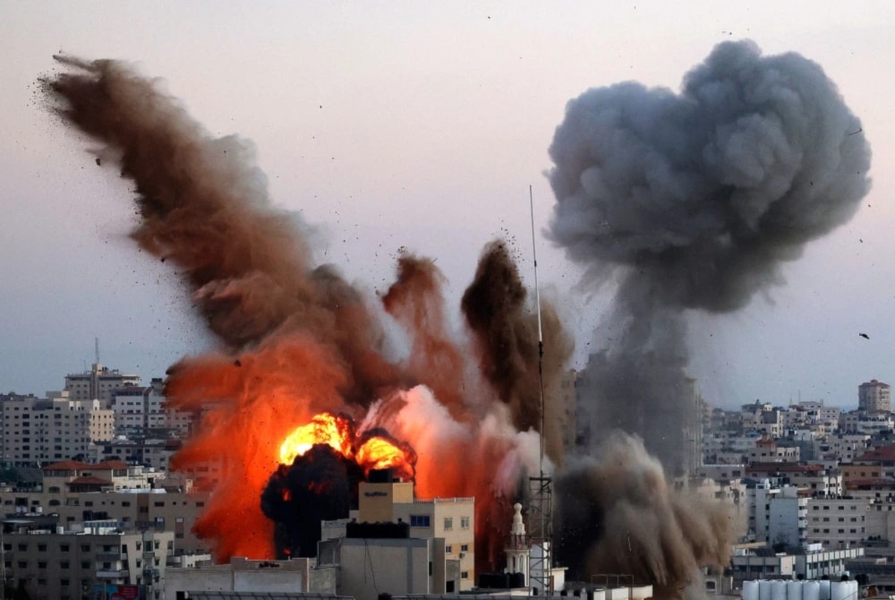  Smoke billows after an Israeli airstrike on Gaza City targeted residential buildings in the Gaza Strip. (AFP - Getty Images)