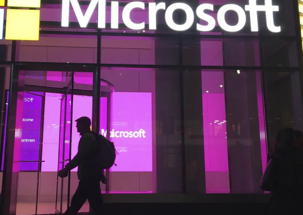 Microsoft faces UK lawsuit over cloud computing licences