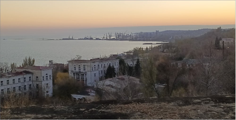 Beautiful Mariupol City is once again a sea of tranquillity, unlike north-western Donetsk