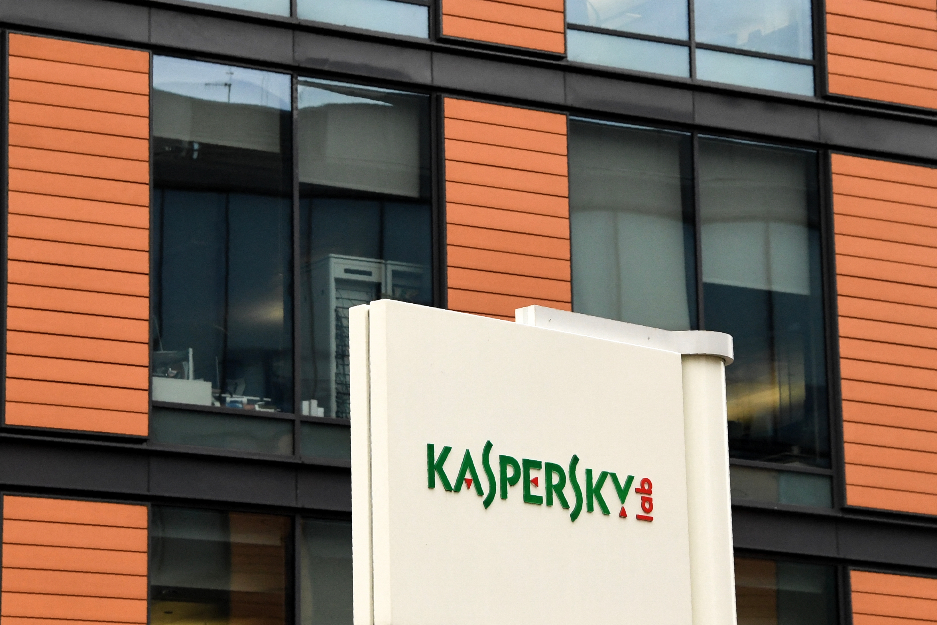 US Bans Sales Of Russia's Kaspersky Antivirus Software | Al Mayadeen ...