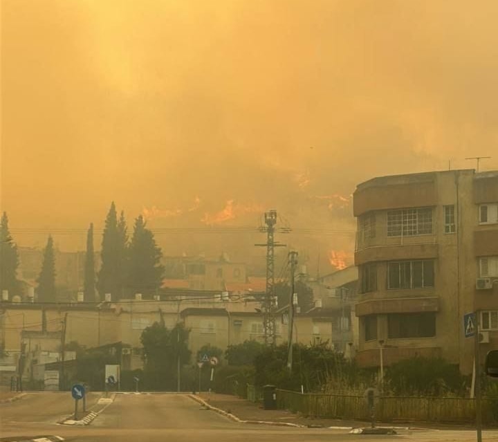 Hezbollah's drones bypass Iron Dome, Kiryat Shmona on fire again