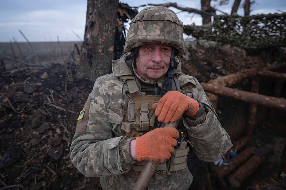 In new PR stunt: Ukrainian soldiers can now 'choose their own destiny'