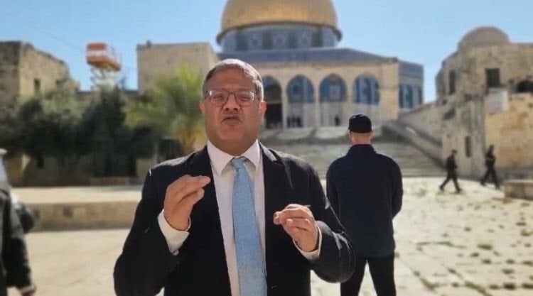 Ben-Gvir, settlers storm holy al-Aqsa Mosque