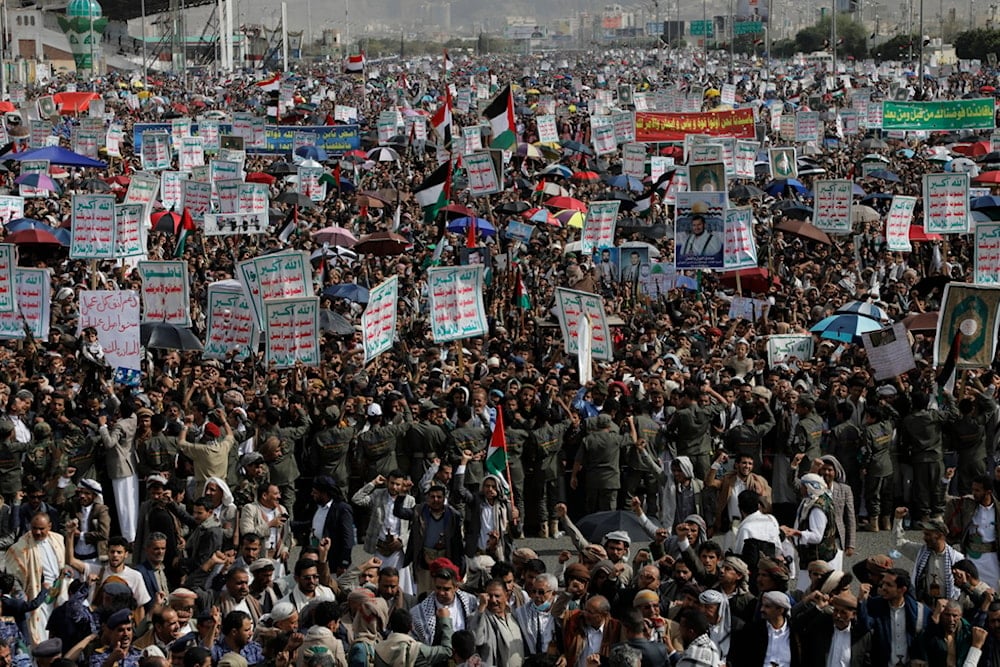 Ansar Allah supporters attend an anti-US and Israei protest in Sanaa, Yemen, Friday, July 12, 2024. (AP Photo/Osamah Abdulrahman)