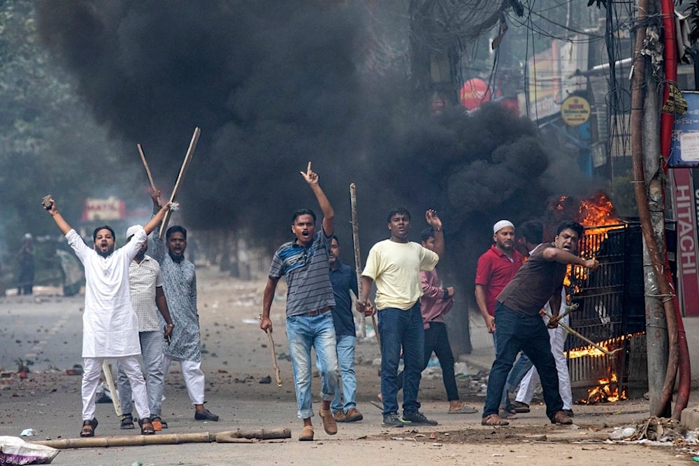 Students clash with police during a protest over the allocation of government jobs, in Dhaka, Bangladesh, July 19, 2024. (AP)