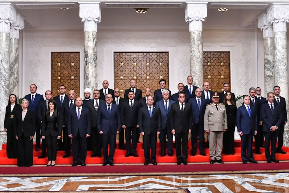 New Egyptian cabinet sworn in amid economic, regional challenges