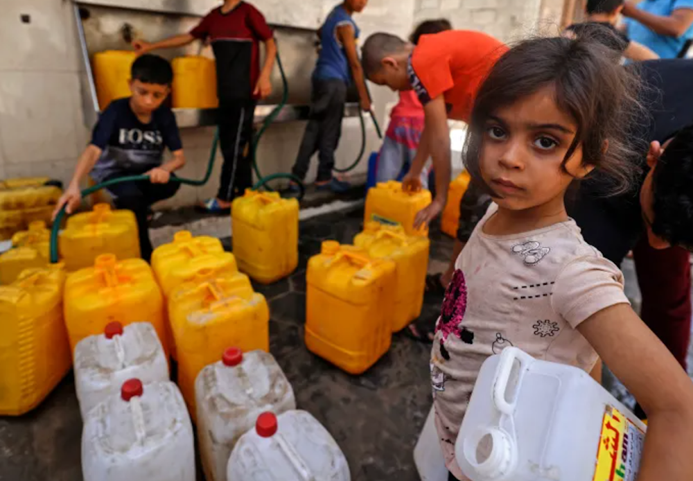 Gaza children waiting up to 8 hours to get water: UNRWA