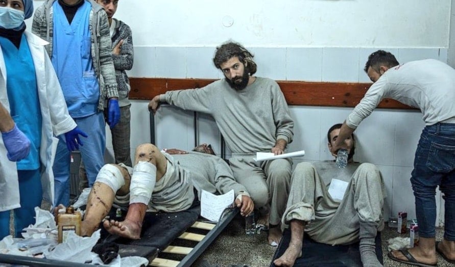 Palestinian prisoners after being released, waiting to receive treatment in al-Najjar Hospital in Rafah (Social Media)