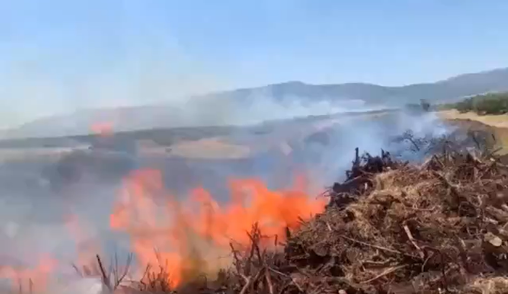 Fires rage in Safad area after large-scale rocket attack by Hezbollah