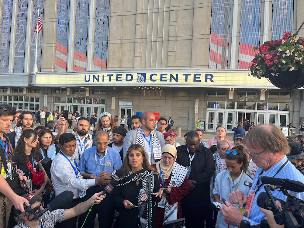 Uncommitted delegates, protesters demonstrate in DNC, rejecting ban