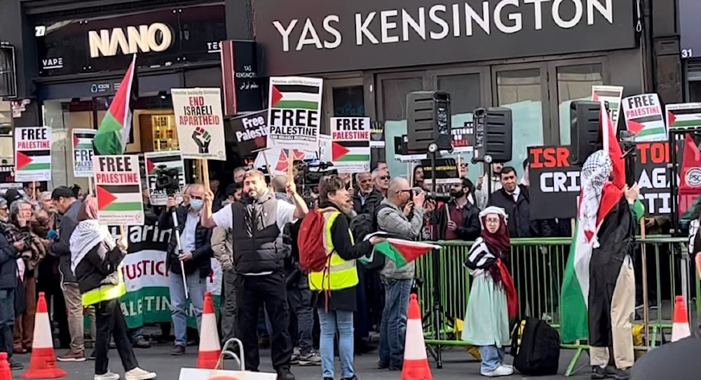 Kensington High Street, London, April 7th 2023. (Sul Nowroz, 2023)