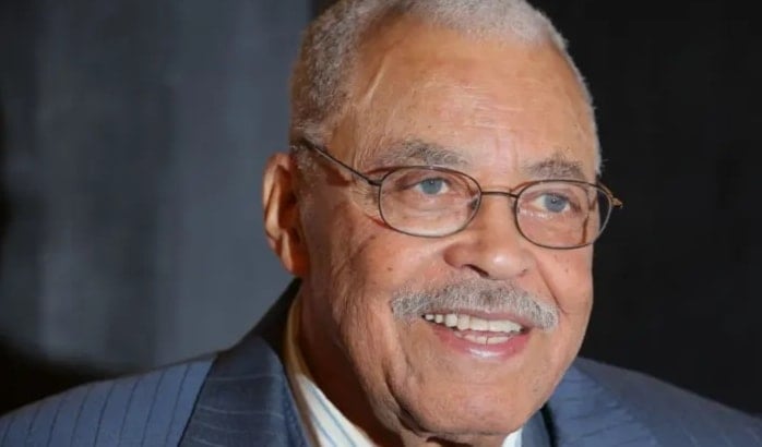 Actor James Earl Jones attends the 'The Gin Game' Broadway opening night after party at Sardi's in New York City on October 14, 2015. (AFP)