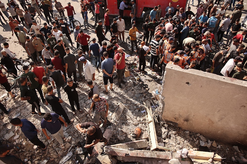 Israeli warplanes massacre civilians in Gaza school