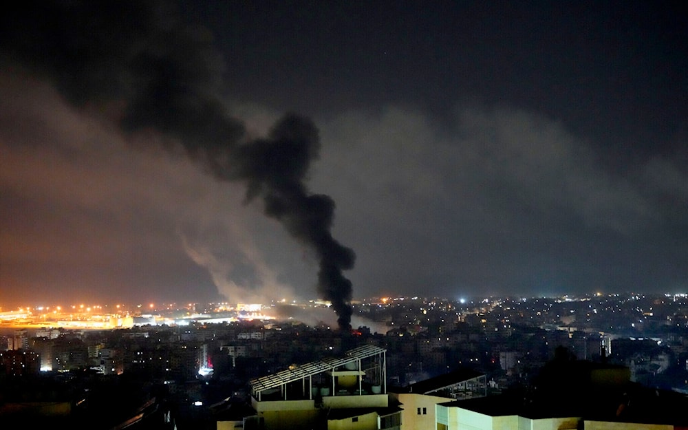  Smoke rises from Israeli airstrikes in Beirut's southern suburbs, September 28, 2024. (AP)