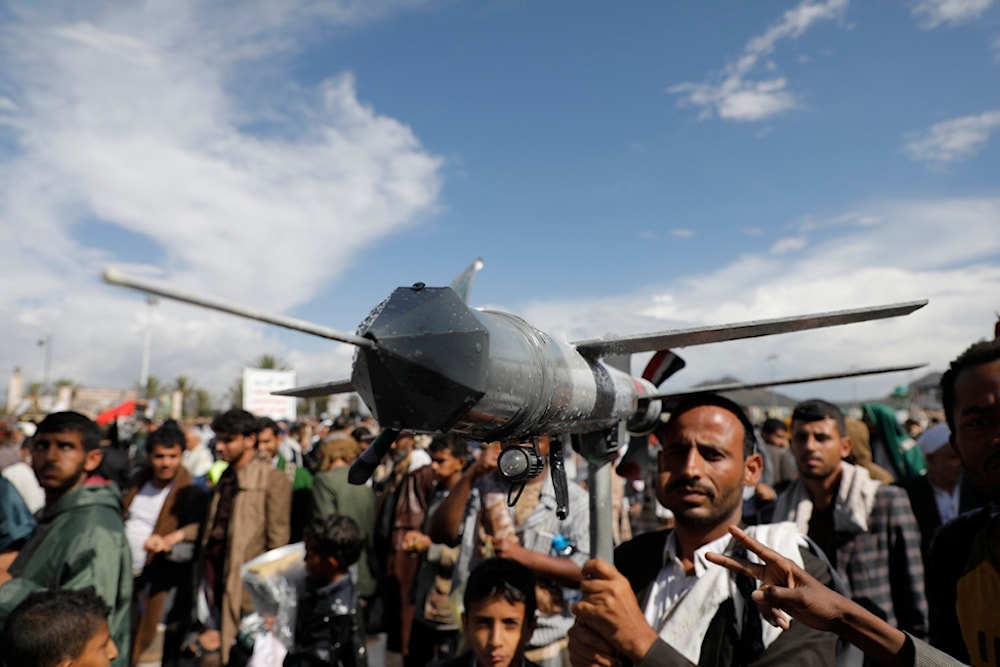 Houthi supporters attend an anti-Israeli and anti-US rally in Sanaa, Yemen, Friday, August 23, 2024 (AP)