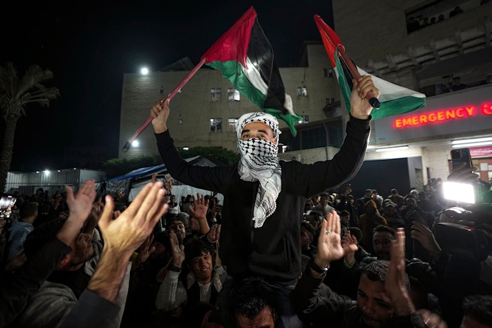 Palestinians celebrate the announcement of a ceasefire deal between Hamas and the Israeli occupation in Deir al-Balah, central Gaza Strip, Wednesday, January 15, 2025 (AP)