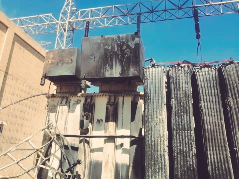 Destruction of the Al-Shouk power station leads to power outages in Kassala and Gedaref. (@MOSABIMO2)