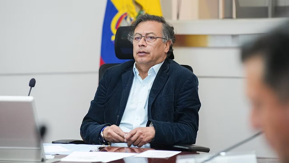 President Gustavo Petro announcing to the country the suspension of peace negotiations with the ELN, January 21, 2025. (Colombian Presidency/ Pool photo)