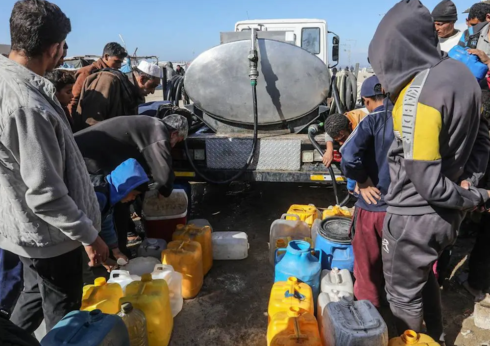 'Israel' destroys only water desalination plant in northern Gaza